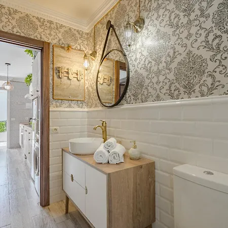 1 минута до пляжа, кондиционер, барбекю, Wi-fi Apartment *